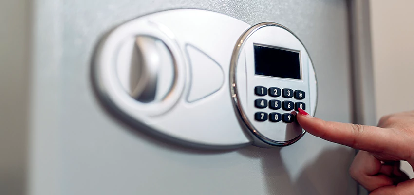 Jewelry Safe Cracking in Lennox, California