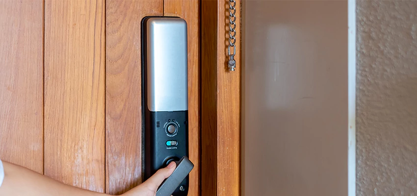 Home Security Electronic Locks Upgrades in Lennox, CA