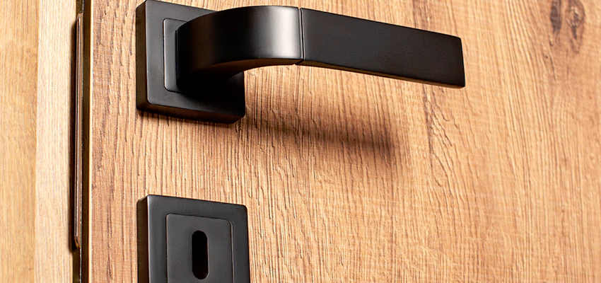 Weekend Lockout Assistance Troubleshooting in Lennox, California