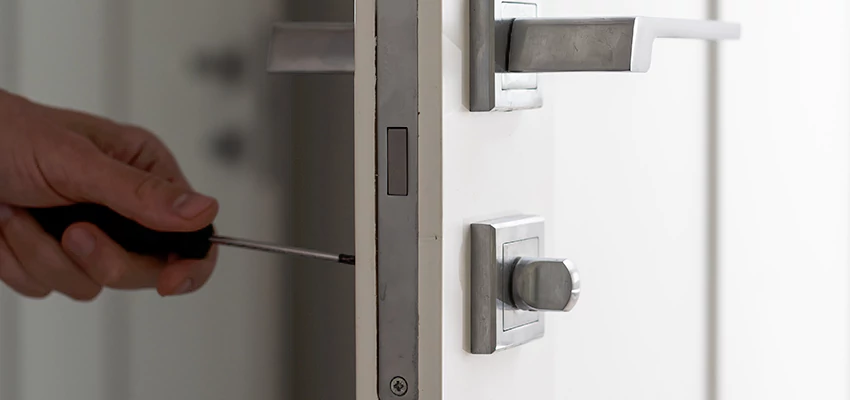 Key Programming Locksmith Open Now in Lennox, California